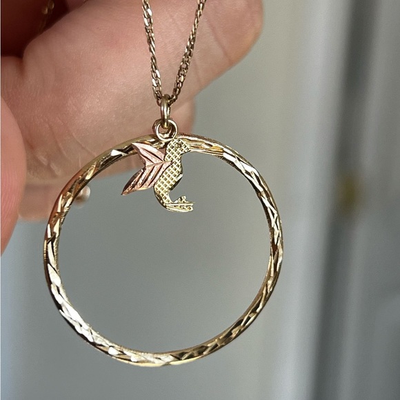 14k gold Dove necklace - Picture 2 of 10